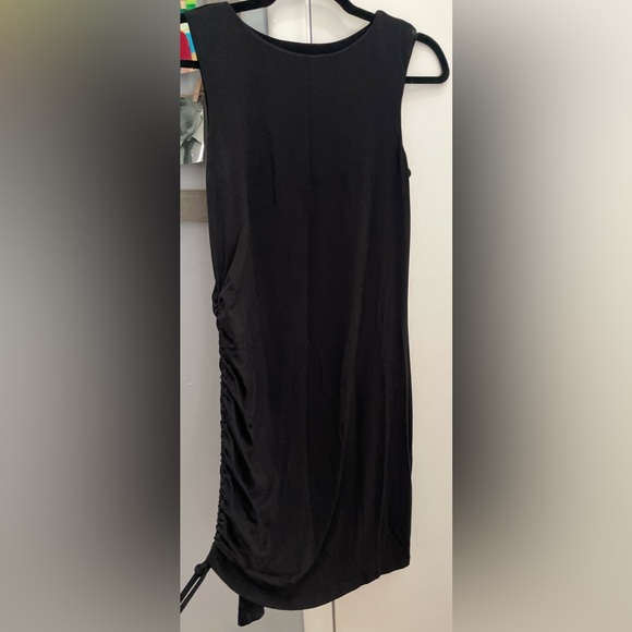 $138 MSRP NWT Susana Monaco Luxuriously Versatile Black Dress W/ Side Drawstring - Picture 8 of 11